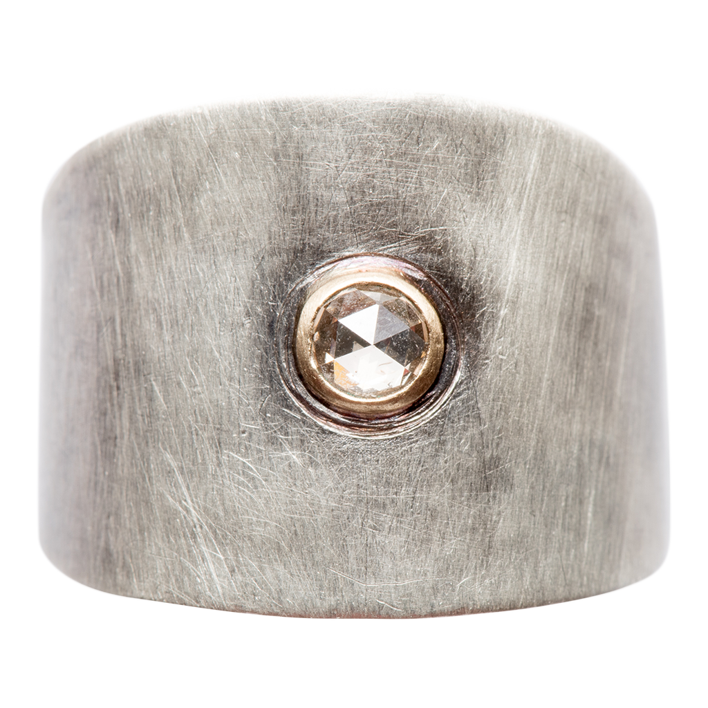 Relaxed Diamond Cigar Band - round rosecut