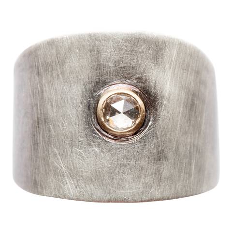 Relaxed Diamond Cigar Band - round rosecut